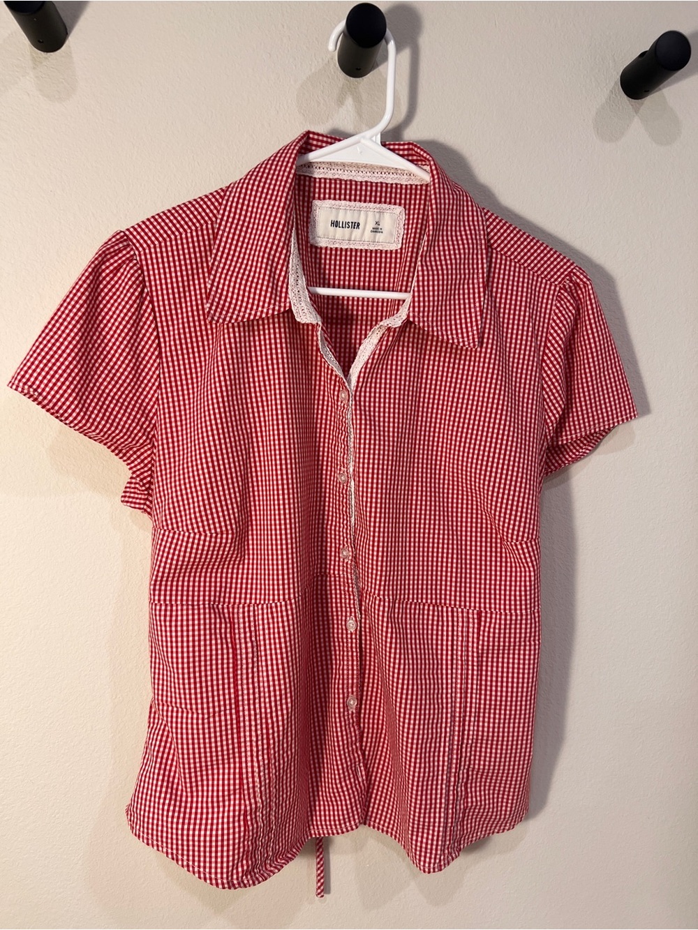 Hollister Red Gingham Short-Sleeve Button-Down Shirt